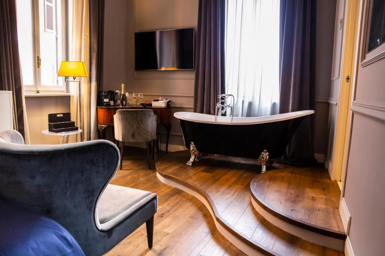 Relais San Lorenzo In Lucina Rzym Zewnętrze zdjęcie